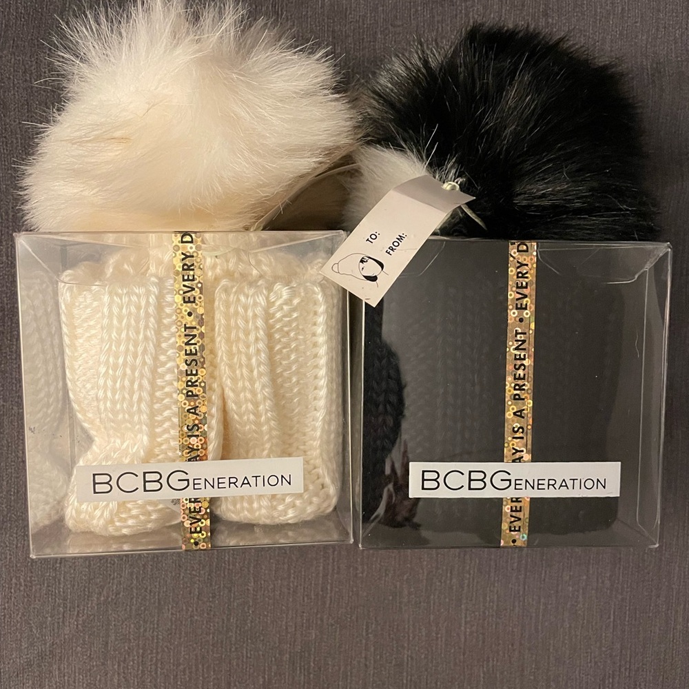 BCBGeneration Black and Cream Pom Pom Beanie Duo